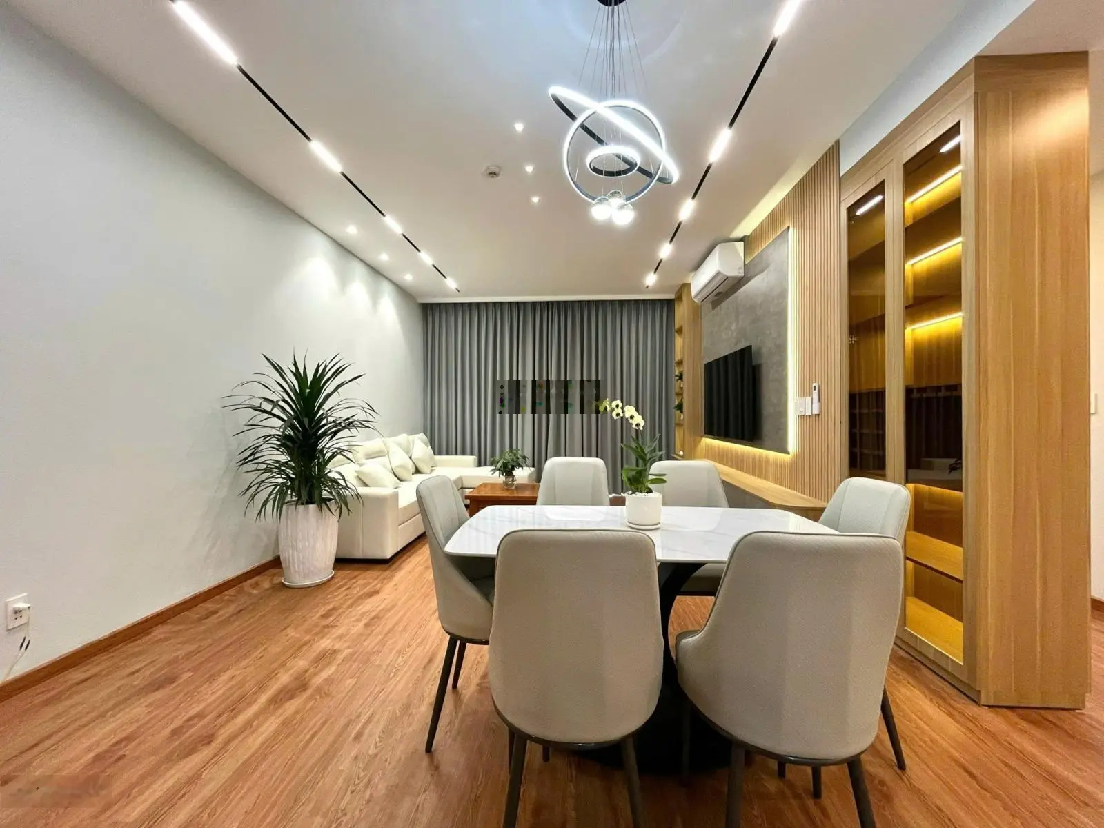 CHÍNH CHỦ CẦN BÁN RIVERSIDE GIÁ THẬT,HÌNH THẬT,NHÀ ĐẸP GIÁ TỐT 98M2 3PN,SẲN SỔ CC TRONG NGÀY
