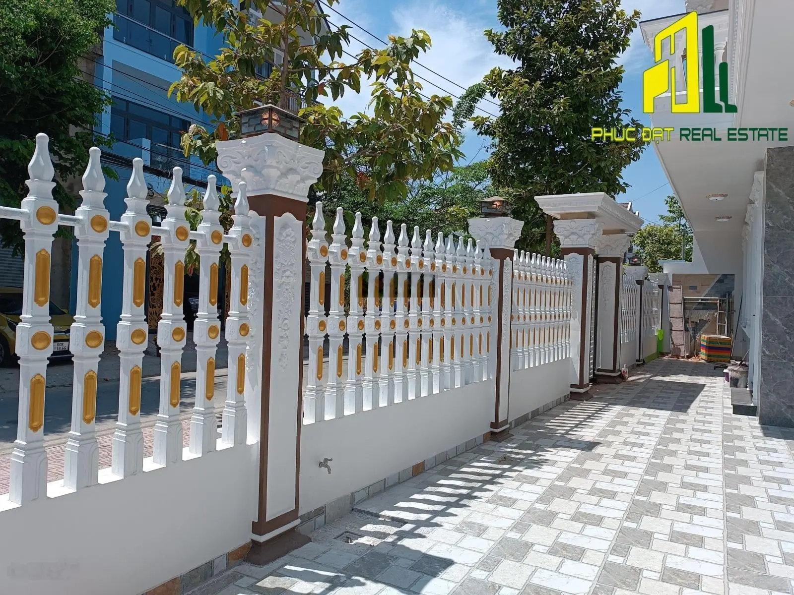 Bán biệt thự DT khủng 153m2 SHR 1 trệt 2 lầu siêu đẹp ngay Song Ngữ Lạc Hồng, liền kề công viên
