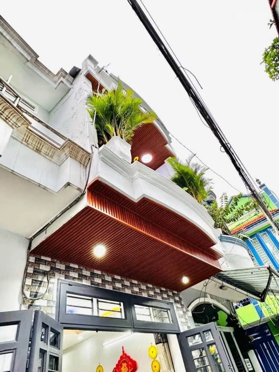 Định cư Úc cần bán gấp nhà ngay MT Huỳnh Tịnh Của, Võ Thị Sáu, Q3, 42.8m2, 1T 1L, SHR