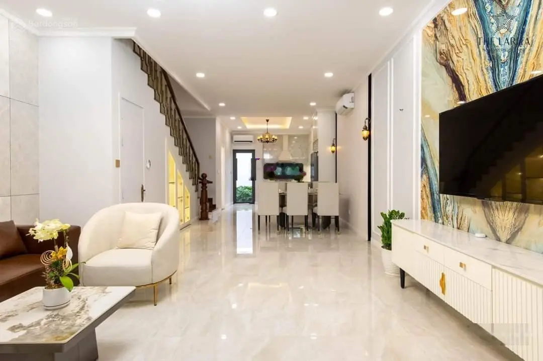 Bán nhà 2 lầu 252m2 The Larita, đang xây dựng. Đối diện trường học mẫu giáo Quốc tế 0903 066 813
