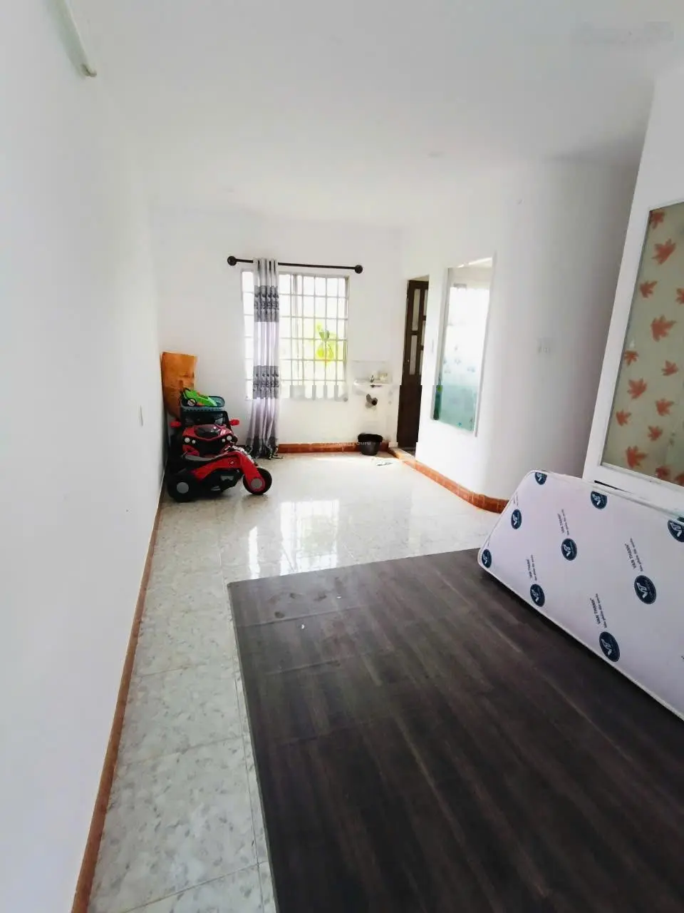 Đổi chỗ ở, chủ cần bán nhà trung tâm thành phố biên hòa , đối diện công an tỉnh ,diện tích 100m2