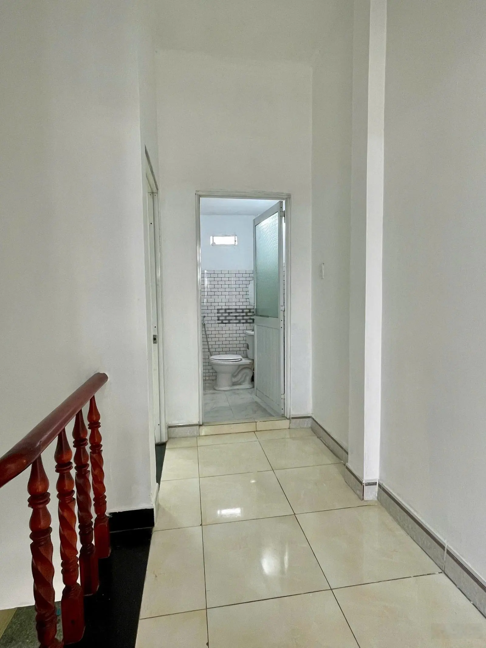 Bán nhà trệt lầu giá rẻ đường Lê Thị Trunggần ngã tư Bình Chuẩn, Thuận An