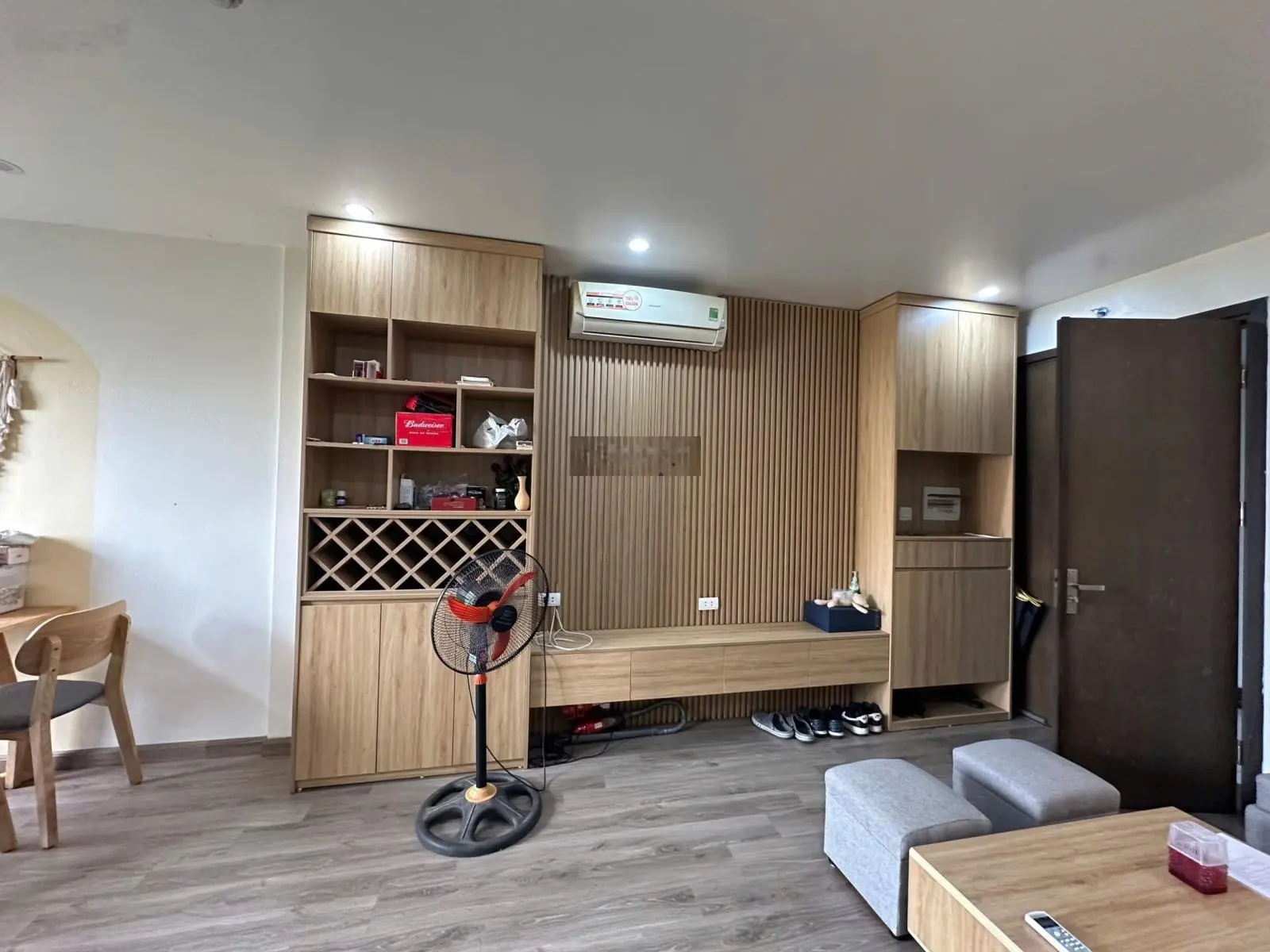 Cần bán căn thương mại chung cư HUD Mê Linh Central với diện tích 70m2, 54m2 giá nhỉnh tỷ