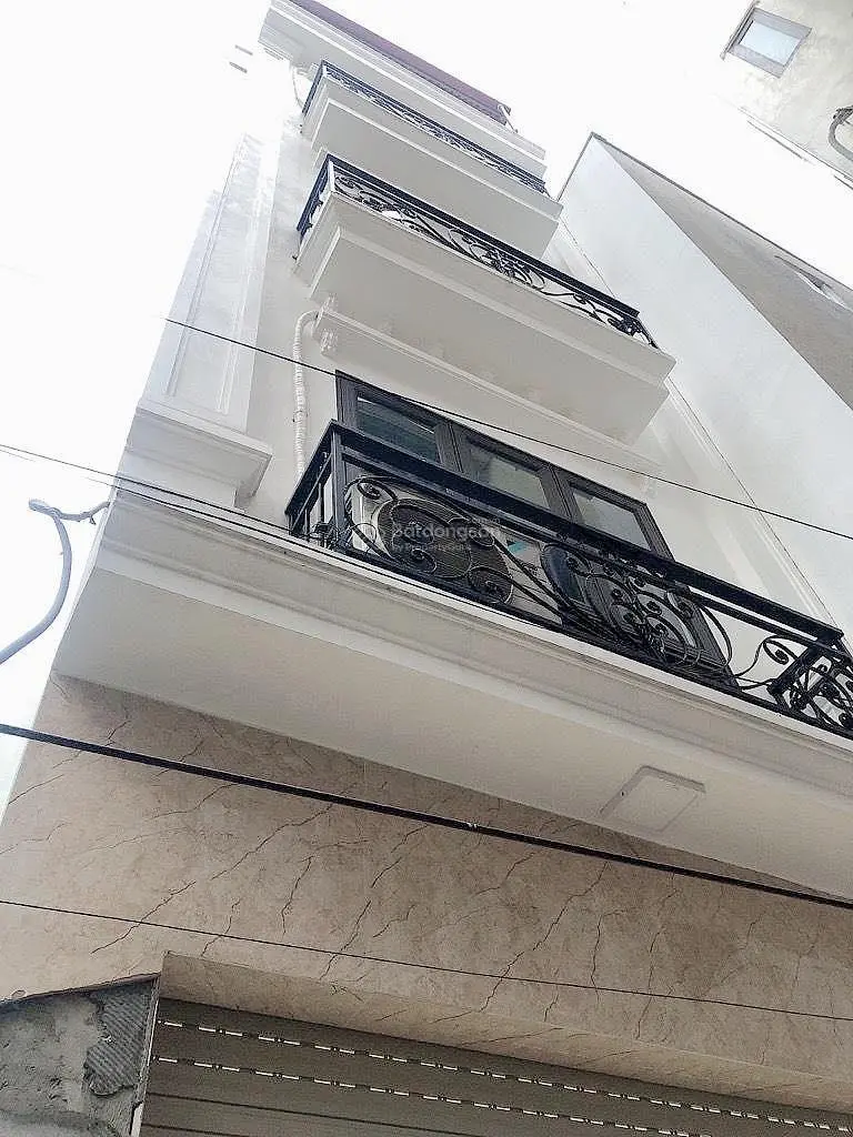 Bán nhà ngõ 193 Phú Diễn, 5 tầng mới koong, trước nhà rộng 3m, giá hiếm 5,3 tỷ