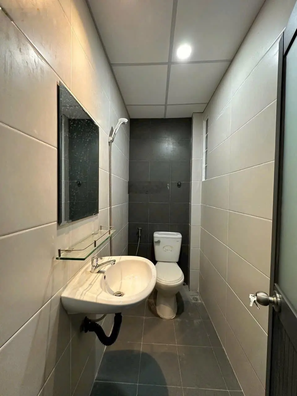 Bán nhà mặt tiền kinh doanh 970tr tại bình chánh 0931905982