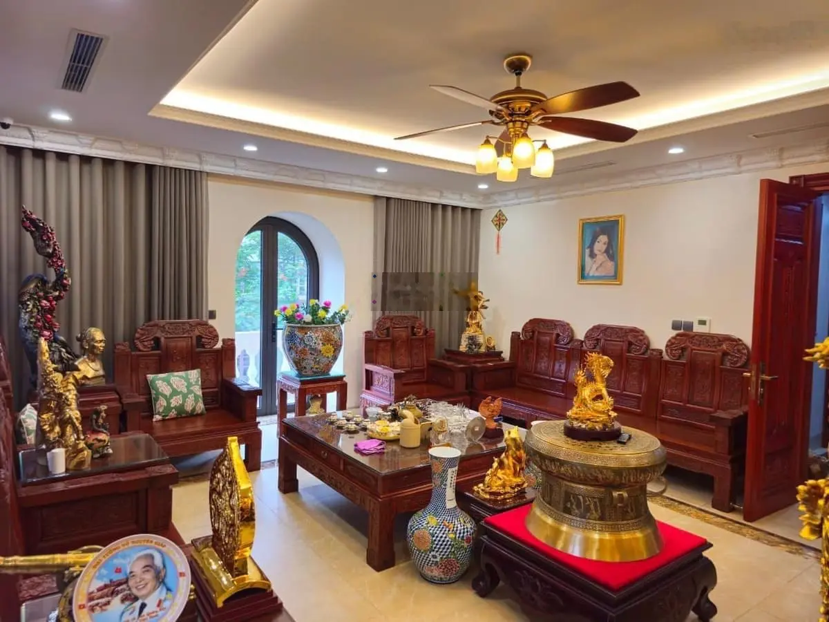 Bán nhà hot Thái Thịnh Đống Đa MT khủng, garra ôtô, giá đầu tư ngõ thông 61m2/5T/6.2m MT 15.2 tỷ TL