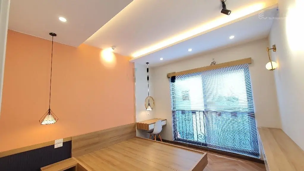 Bán nhà Nguyễn Văn Cừ,phường Gia Thụy,LB. 5 tầng 44m nhà mới,đẹp,30m ra mặt đường NVC, 5,6 tỷ