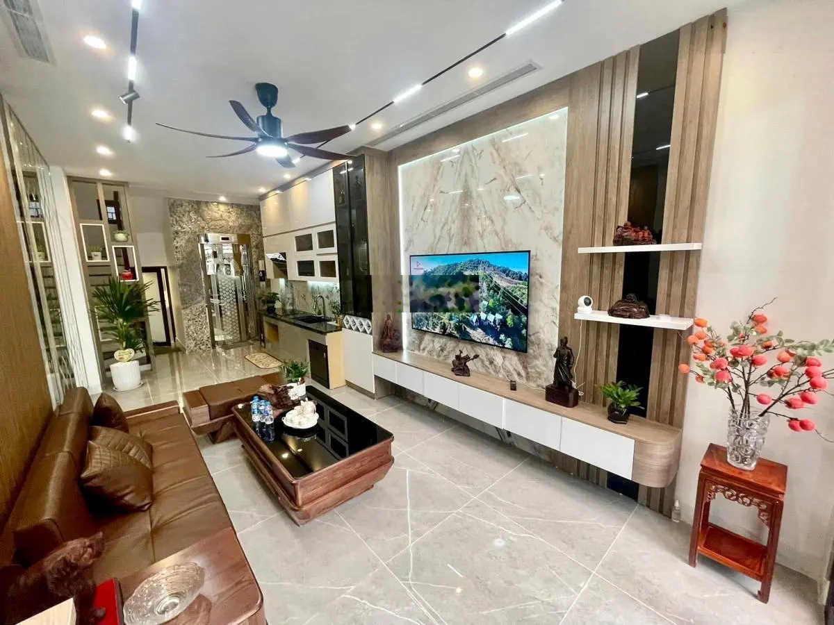 Bán nhà phố Nguyễn Sơn (khu Hàng Không) căn góc 42m x 4 tầng có gara - 8.95 tỷ SDCC