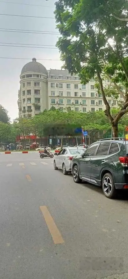 Bán nhà Mễ Trì Hạ, Nam Từ Liêm 35m2, 6 tầng, 4 m mặt tiền 8.2 tỷ