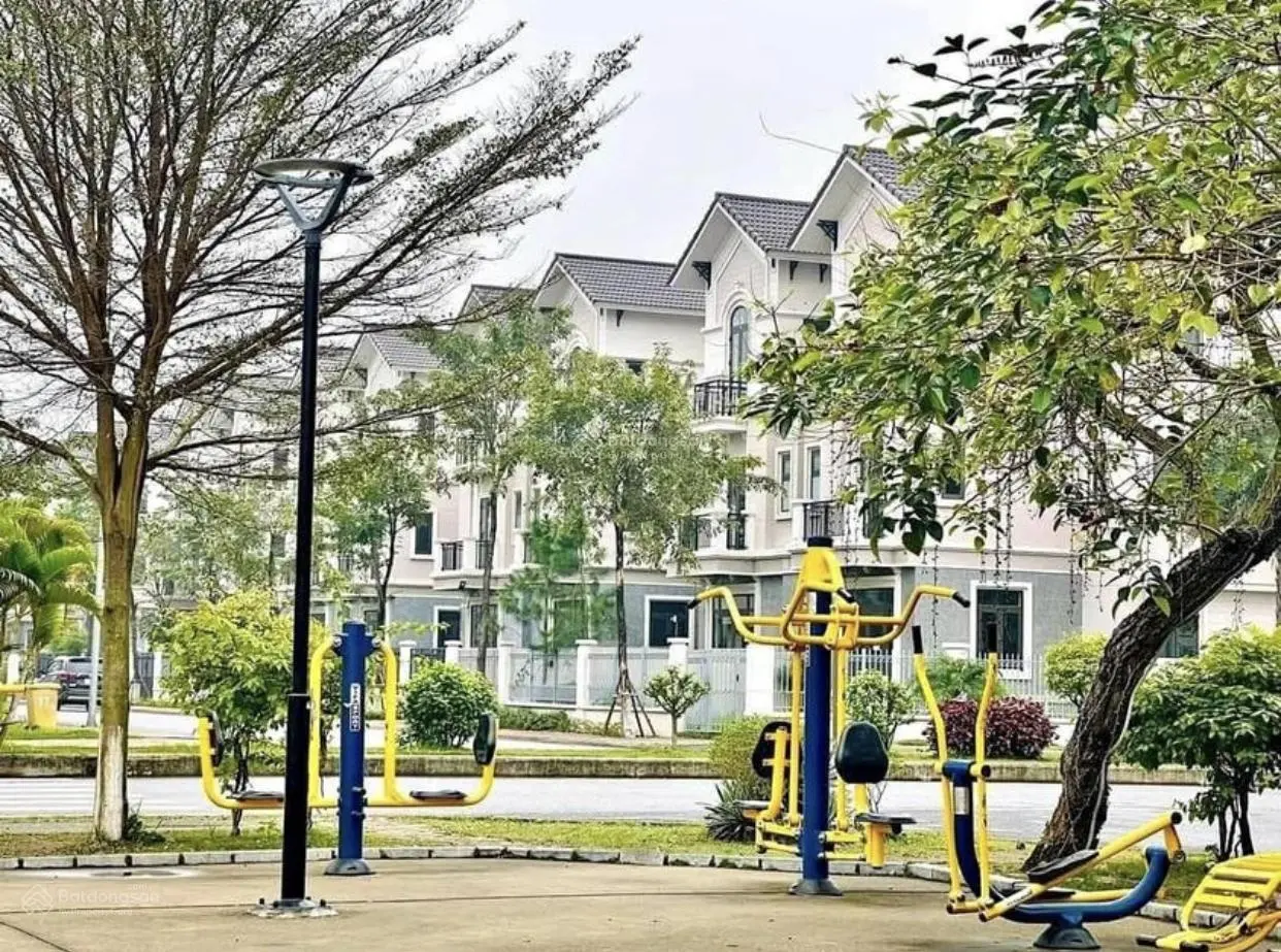 Gia đình cần bán biệt thự sang trọng tại đô thị Centa City Từ Sơn - giá chỉ nhỉnh 7tỷ
