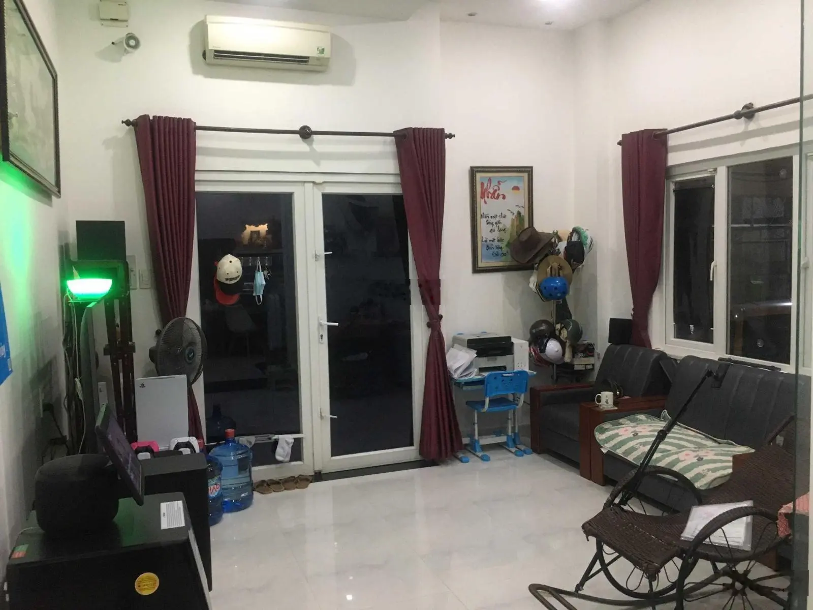 * Bán nhà HXH Cách Mạng Tháng Tám, Quận 3. (320m2), 2 Lầu, SHR, Gần Tòa nhà Viettel, 12.xtỷ