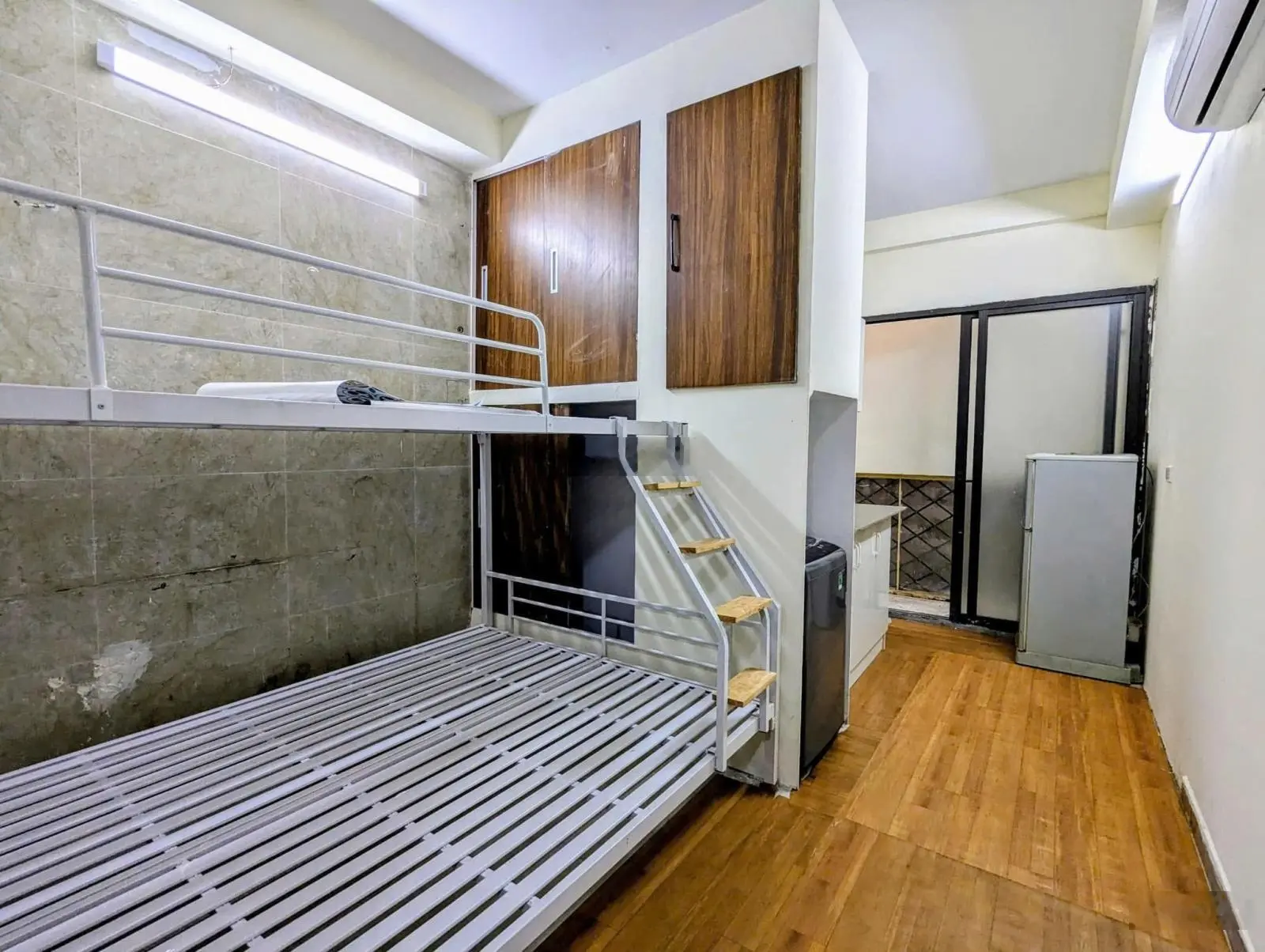 12.5 tỷ - 45m2 - 6 tầng - 11 phòng - ô tô đỗ cửa - ngõ thông - Nguyễn An Ninh