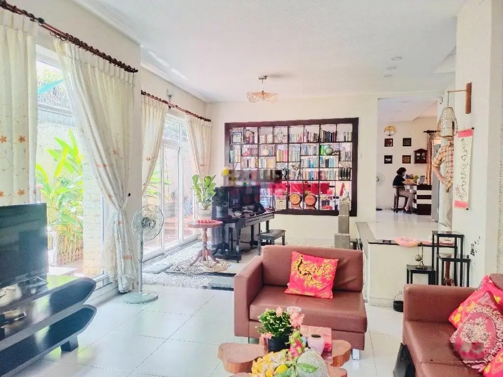 Biệt thự khu vip Tên Lửa - Gần nhà thờ Phaolo - 10 x 19 - 2 Tầng - Khu phân lô - giá 25 tỷ TL