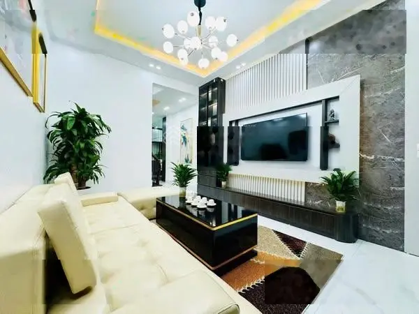 Mặt ngõ Giang Văn Minh - DT 34m2-5 tầng-MT 5m - 5,5 tỷ - khu vực hiếm nhà bán - mặt ngõ kinh doanh