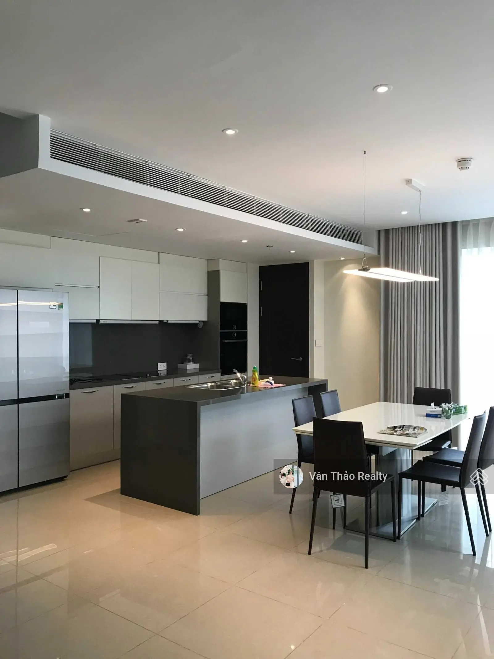 (Duplex 200m2 - giá siêu tốt) Bán căn Duplex 4PN - Đã có sổ hồng - ngay Đảo Kim Cương Quận 2