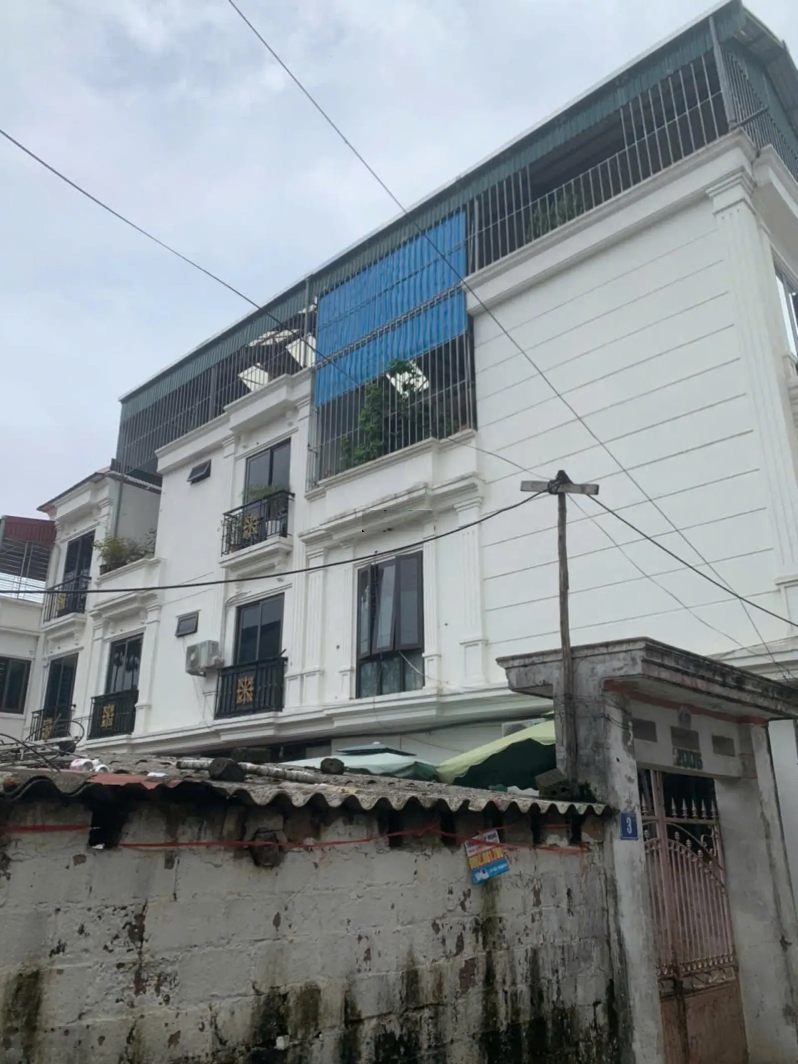 Cần bán gấp nhà 3 tầng 1 trệt tại Giang Chính, Biên Giang, Hà Đông