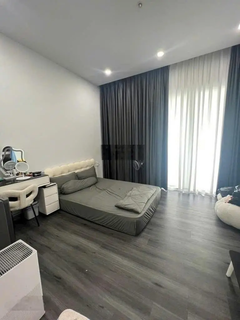 Chỉ hơn 4 tỷ, nhà mới toanh dtsd 92m2, 3pn hẻm xh đường 379, tnp a, quận 9