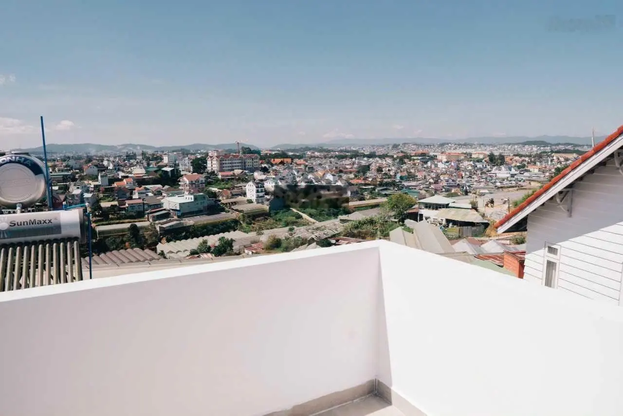 Villa hồ bơi sân vươn Nam Hồ 312m2 nở hậu 3 tầng 4PN - 5WC khai thác doanh thu 75 - 95tr/tháng