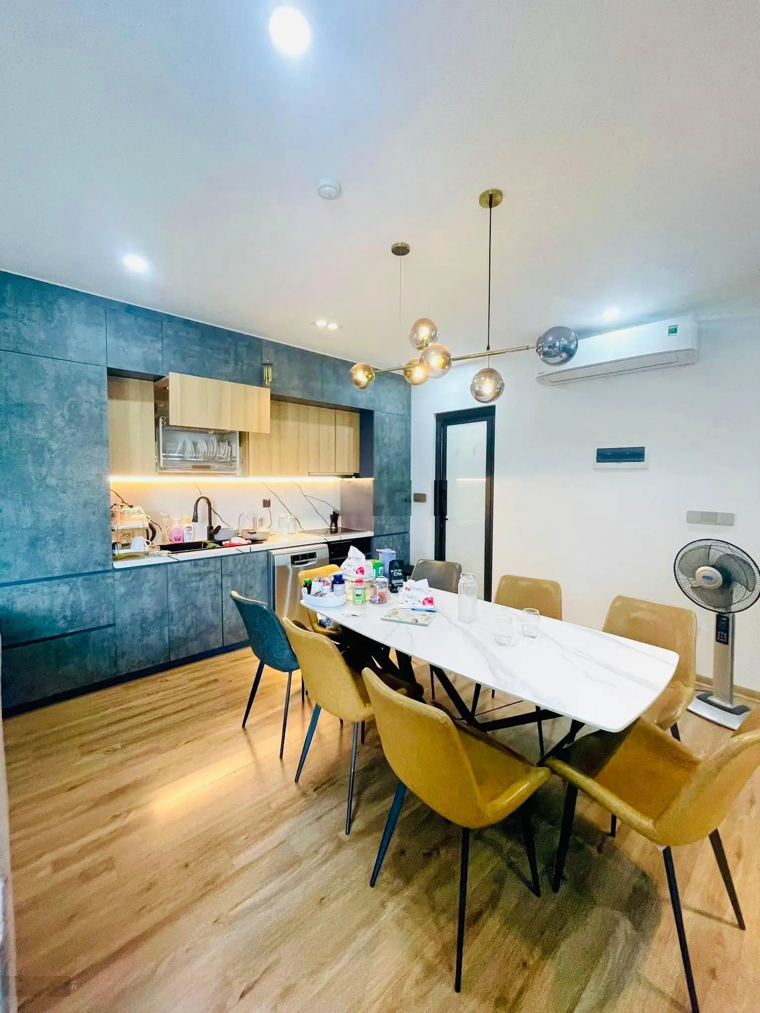 Bán nhà mặt phố Đội Cấn 156m2*5T MT 15m 33 tỷ nhỉnh lô góc ôtô - 2 vỉa hè - kinh doanh - thang máy