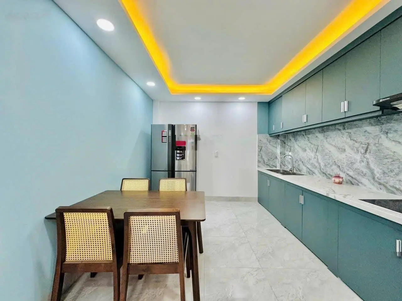 Kinh doanh thua lỗ bán gấp nhà ở Nhiêu Tứ, P6, Phú Nhuận. DT 28,2m2. Sổ hồng riêng