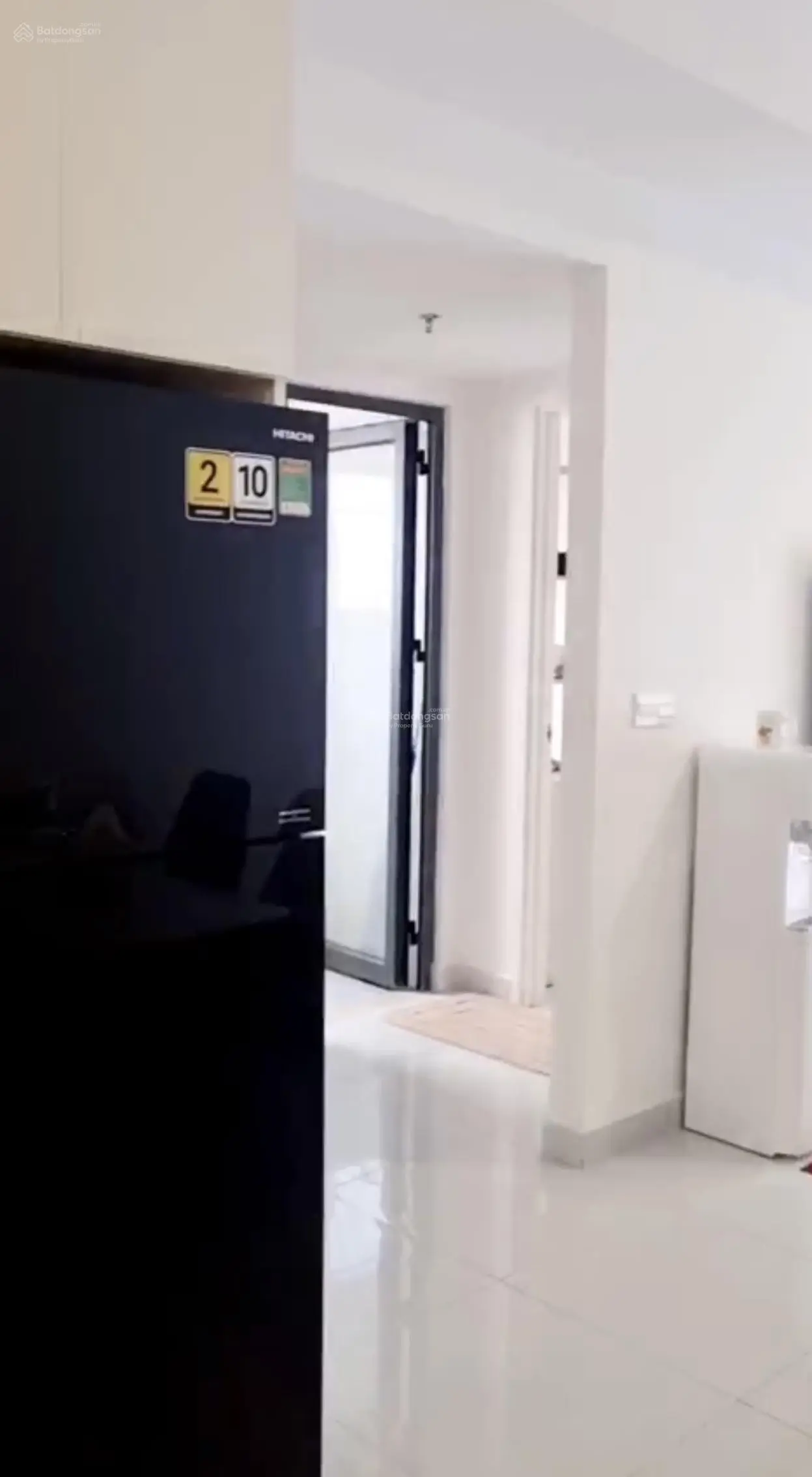 Bán Căn hộ Soho Residence, 2PN, 1WC, 60m2, full nội thất, giá: 6 tỷ 2, liên hệ: 0908 435 ***