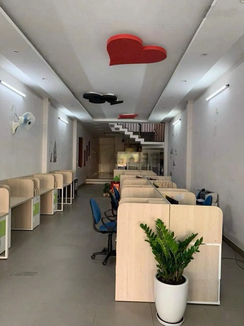 Nhà hai tầng đường Phùng Hưng - Đà Nẵng, đường 10,5m khu sầm uất Hoà Minh - vị trí kinh doanh