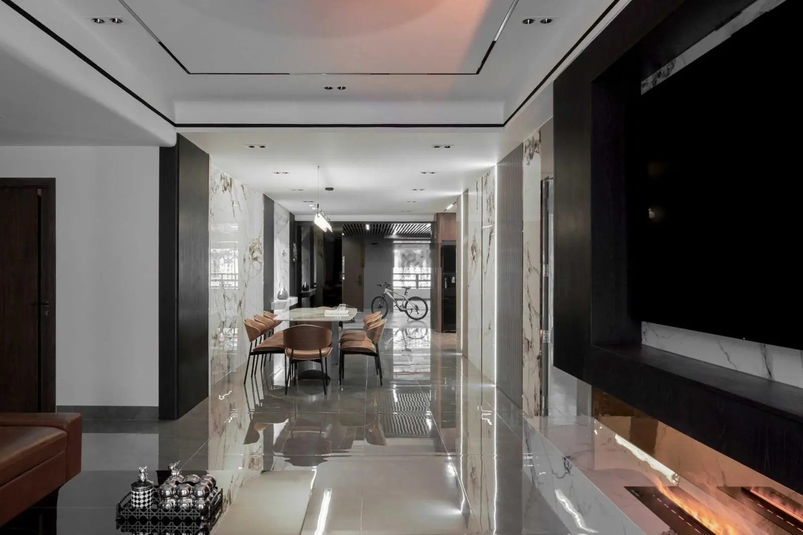 Căn 2PN dt lớn 180m2, Skylinked Villa - Garage Xe hơi trong nhà, mua trực tiếp CĐT, chiết khấu 10%!
