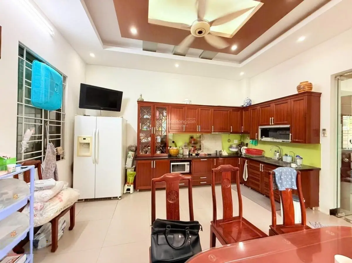 Bán nhà chùa láng đống đa, ngõ thông, kinh doanh, ô tô vào nhà, cách phố 30m, 49m2, 4 tầng, 15.3 tỷ