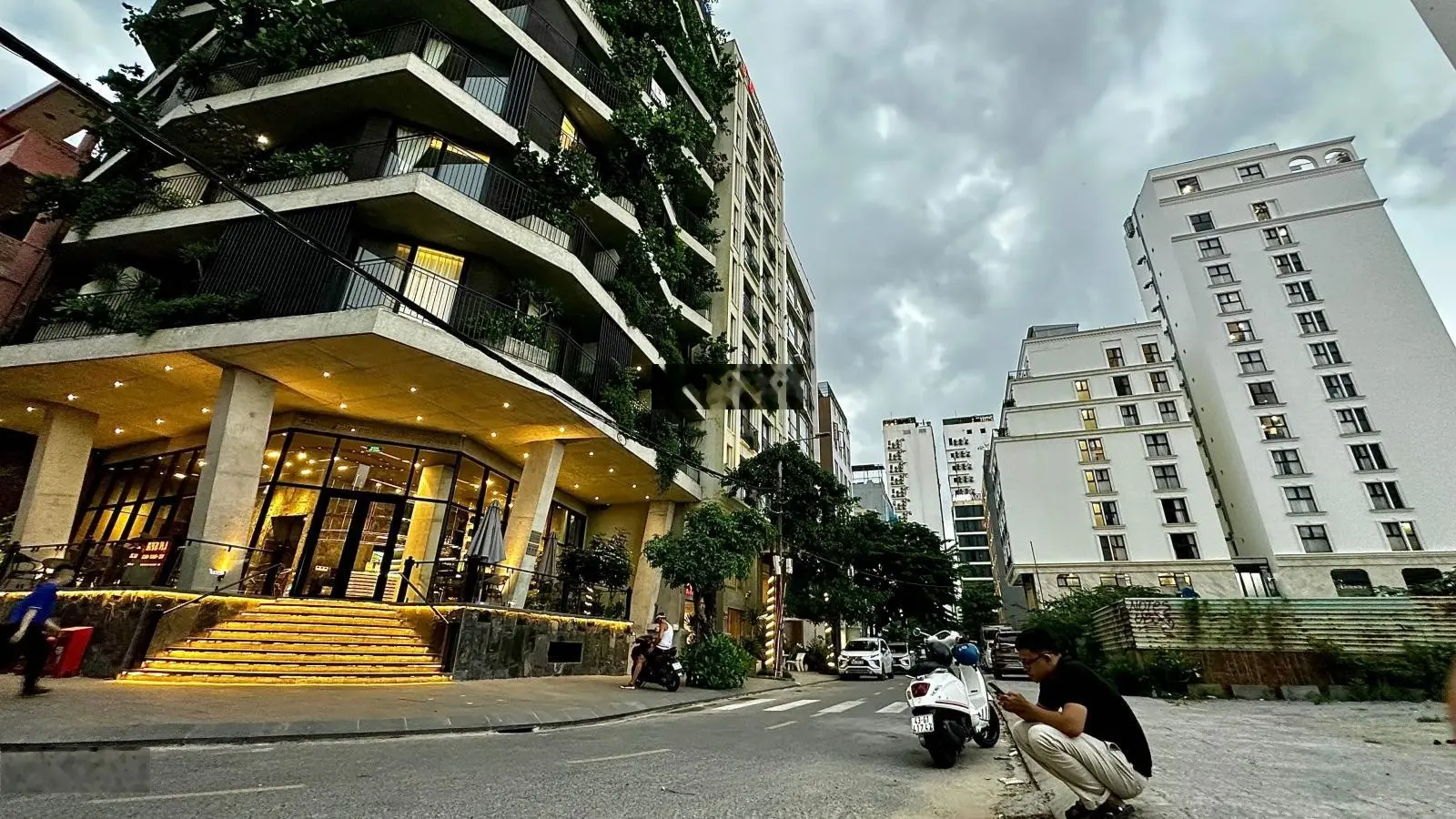 Gia đình tôi: Bán lại lô đất ~300m đường An Thượng 31 khu xây dựng cao tầng sát Biển Mỹ Khê giá tốt