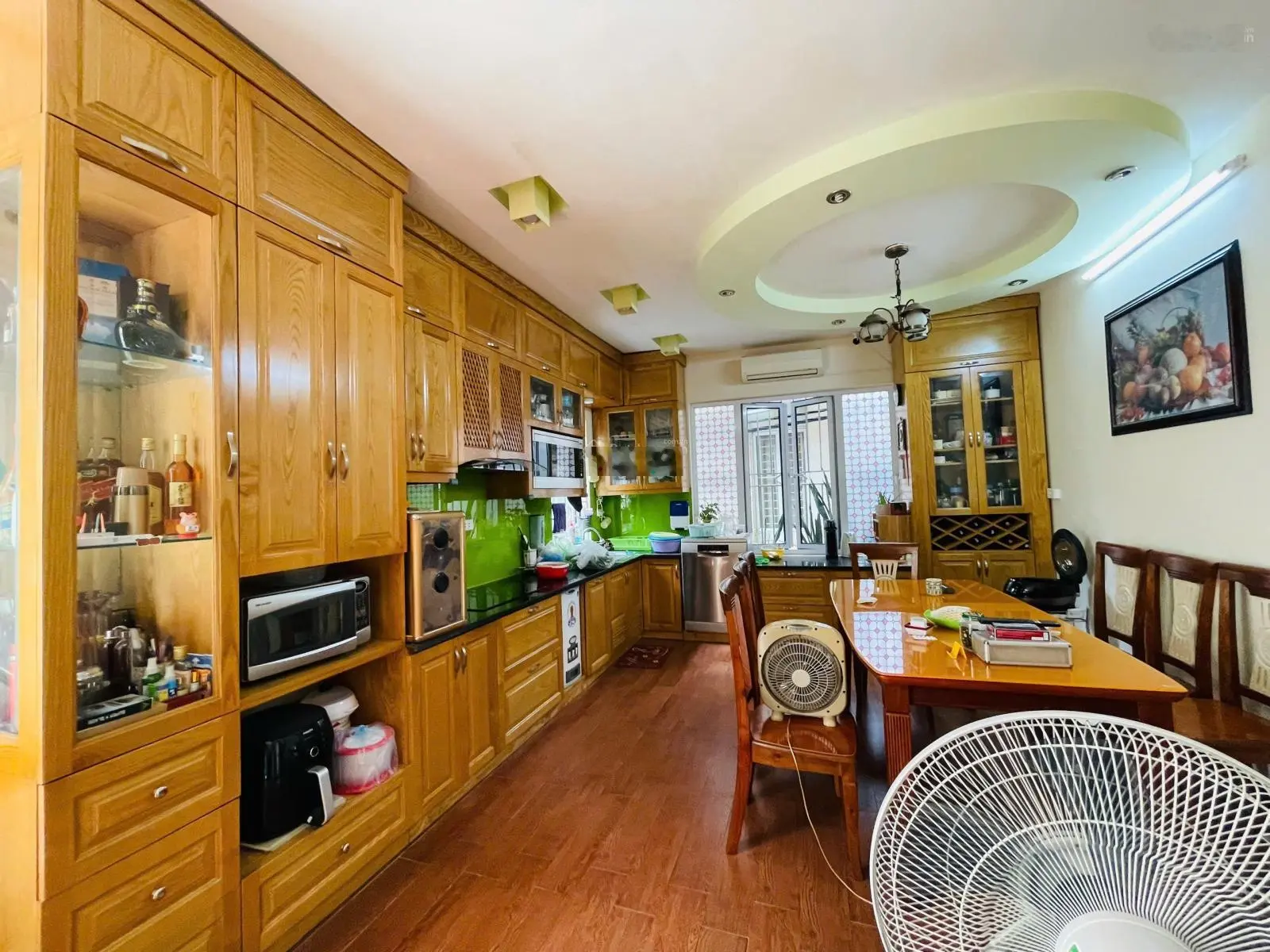 Chính chủ bán nhà mặt ngõ 79 cầu giấy - 53m 5 tầng - hơn 10 tỷ - nhà thoáng sáng - xây tâm huyết