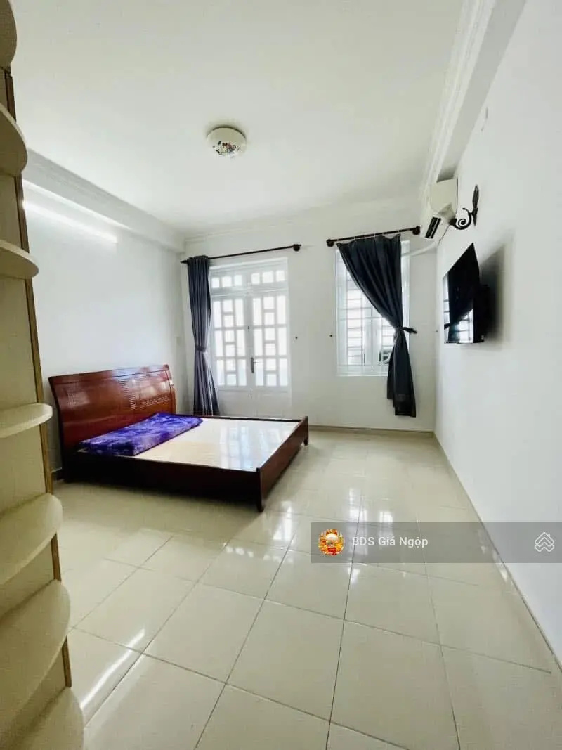 Nhà DT khủng 65m2 (5x13)m, gần chợ Bà Chiểu, trục hẻm Nguyễn Văn Đậu, Phường 11, Bình Thạnh