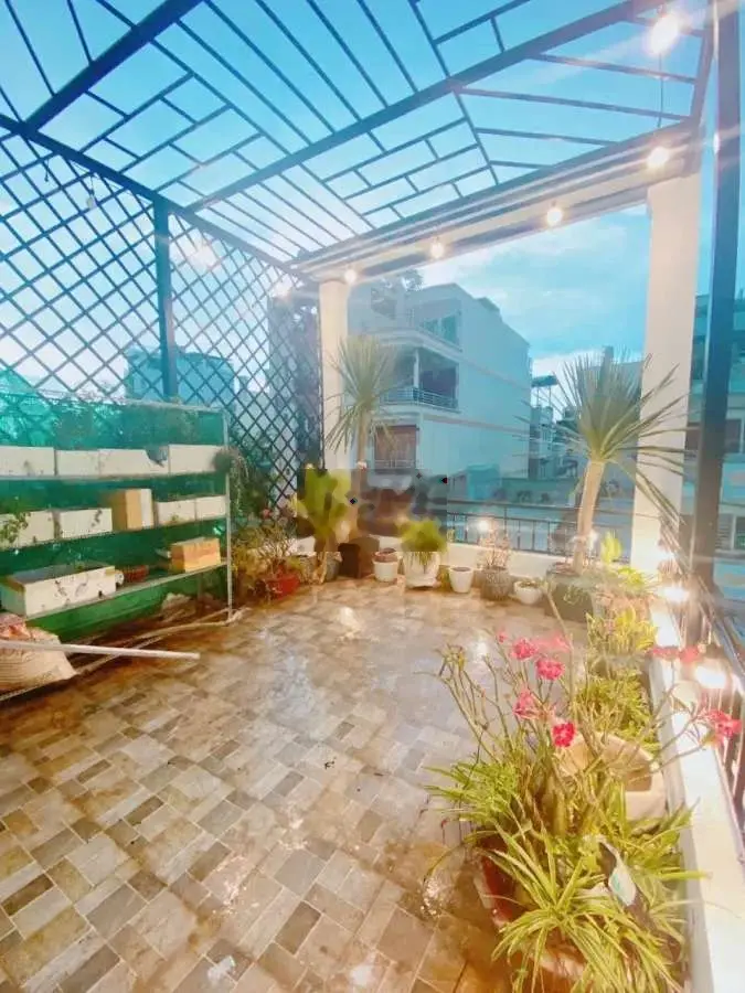 MẶT TIỀN THÍCH QUẢNG ĐỨC, 64M2, NHÀ MỚI 4 TÂNG, KINH DOANH ĐA NGÀNH