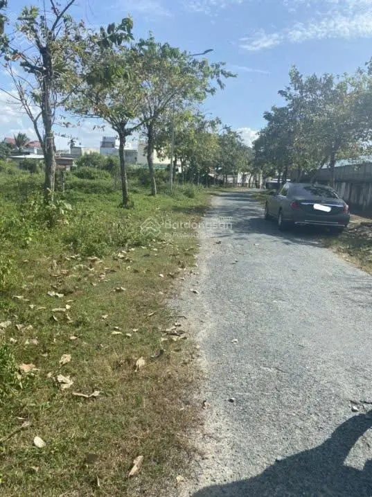 Chính chủ bán gấp lô đất - MT Đinh Đức Thiện, xã Bình Chánh, sổ riêng, sau chợ