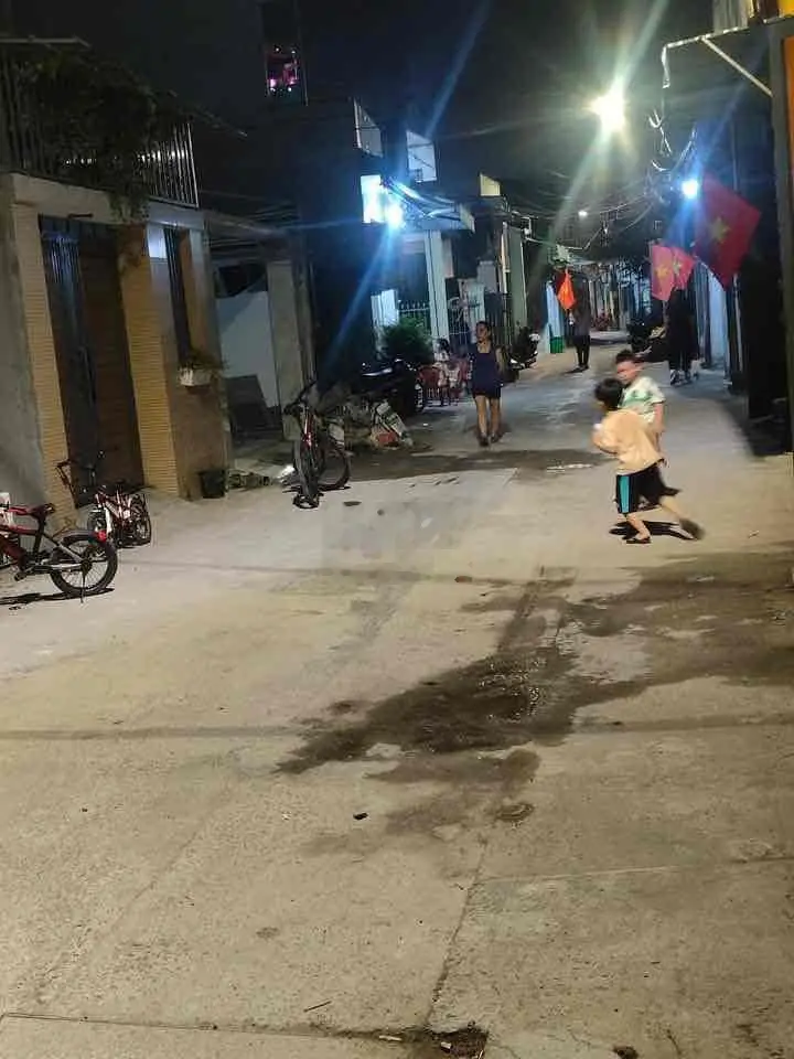 NHỈNH 2TY KIỆT TÔN ĐẢN OTO VÀO TẬN NƠI