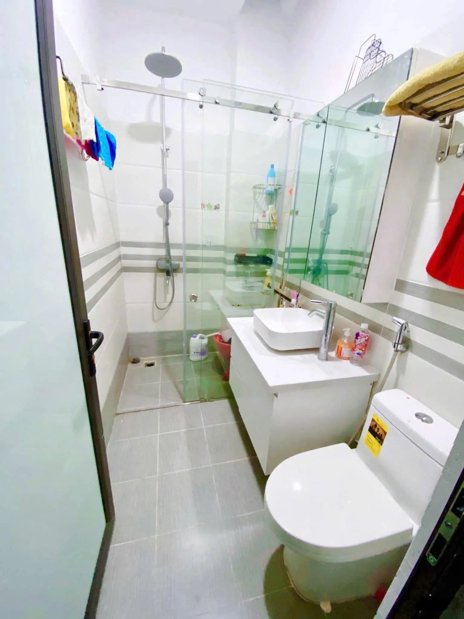 Nhà đẹp. Nhà đẹp Hồ Tùng Mậu DT 50m2-5tầng MT 3.7m nở hậu, ôtô qua cửa, KD, 30m ra phố, 12 tỷ nhỉnh