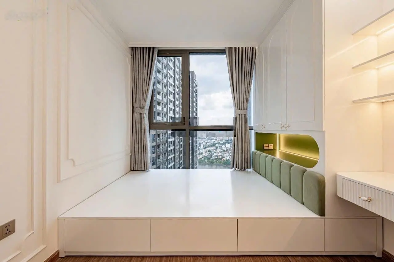 Cần bán CH cao cấp The Flemington, Q11, DT 97m2, 3PN, 2WC giá 6 tỷ sổ hồng, LH: 0902 369 ***