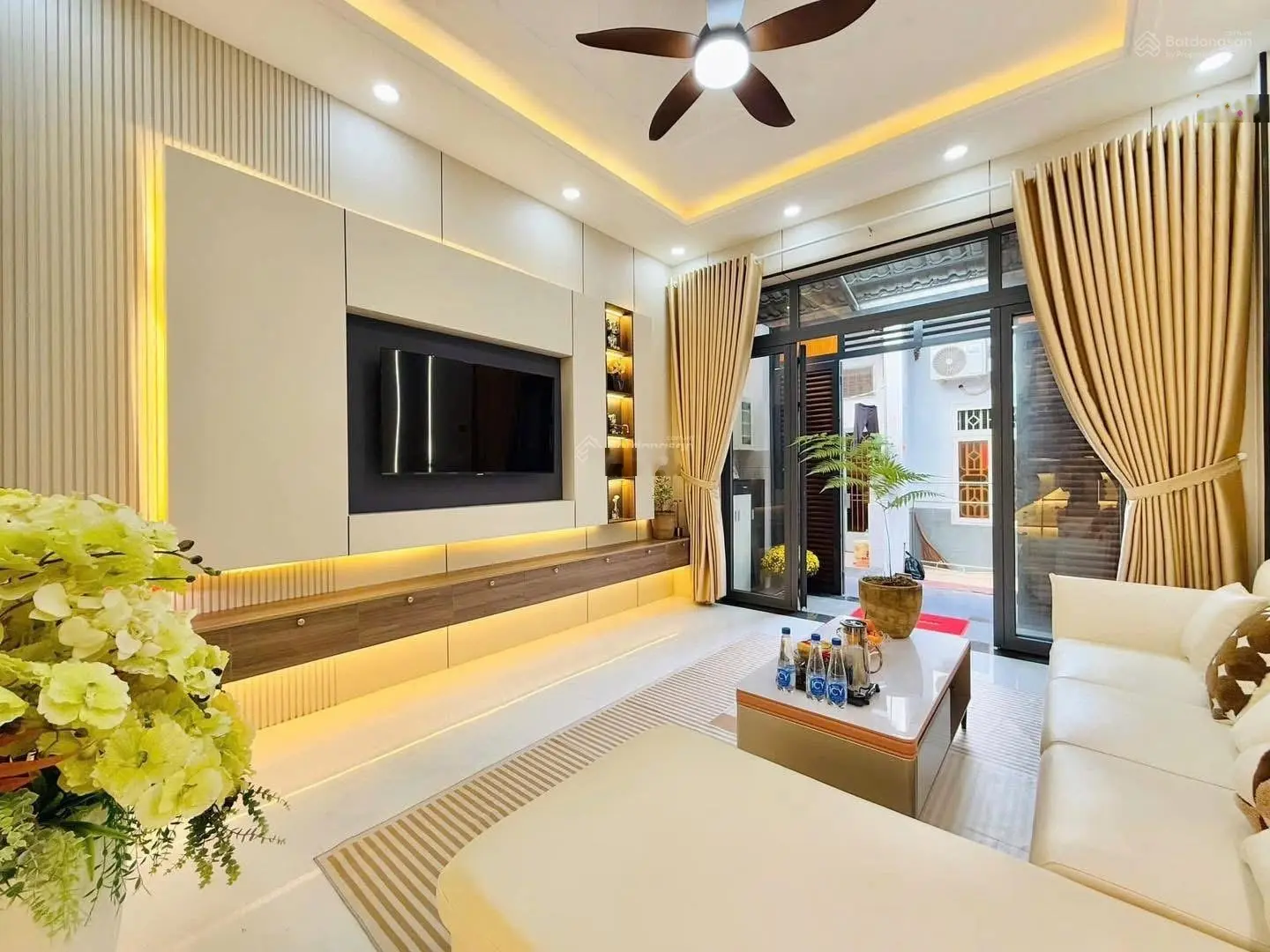 LỘC ĐẦU NĂM nhà Trần Trọng Cung, Q7. GIÁ 3TỶ050. DT 48m2. Đang cho thuê 17tr/th SHR HXH 5m