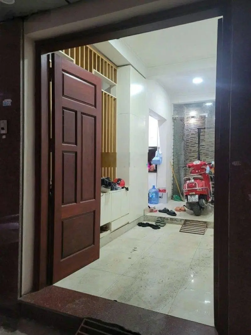 Chính chủ kẹt tiền bán gấp nhà Trường Chinh 48/50m 4tầng $ 9.7tỷ nhà đẹp ở ngay đc Đống Đa Hà Nội