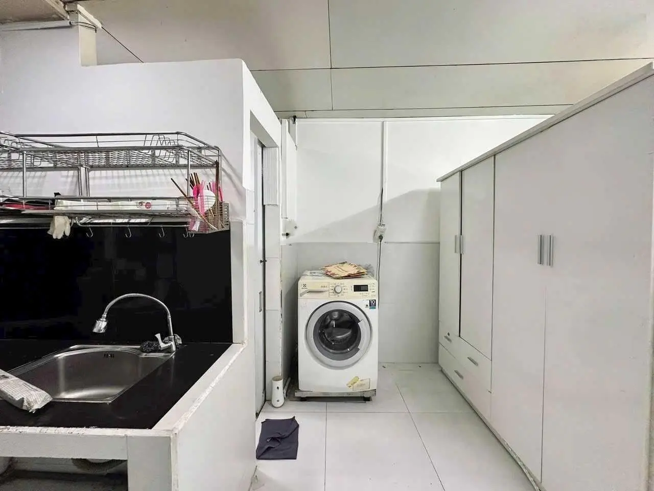 Chỉ 4,8 tỷ có ngay 1 căn nhà ngay CoopMart Bình Triệu, DT 72m2, SHR, Vuông vức, không quy hoạch