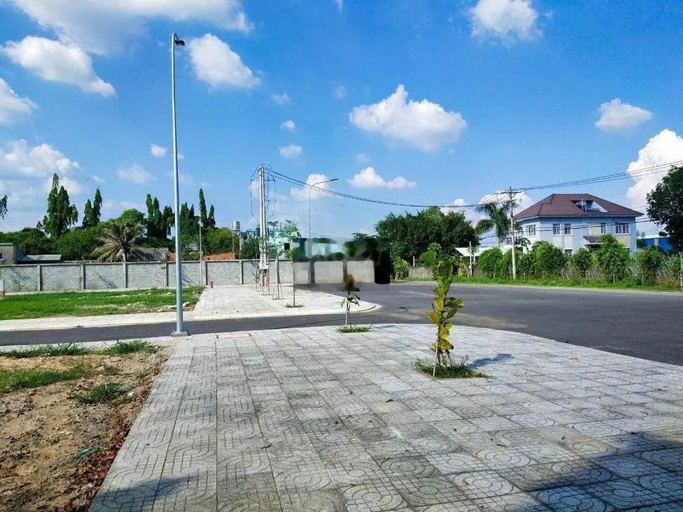 CẦN BÁN LÔ ĐẤT 130M2 GẦN BỆNH VIỆN XUYÊN Á, TRƯỜNG, KCN...GIÁ 600TR