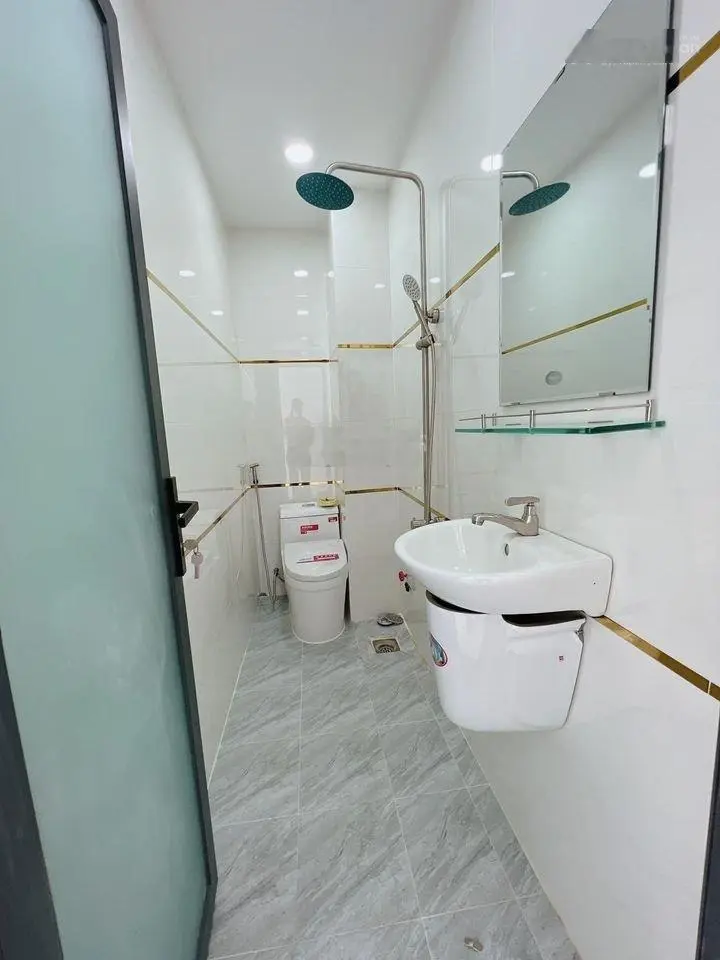 Sang nhanh nhà đẹp kinh doanh tốt 1trệt 1lầu 6x15=90m2 Hồ Ngọc Lãm An Lạc cách Võ Văn Kiệt 300m,