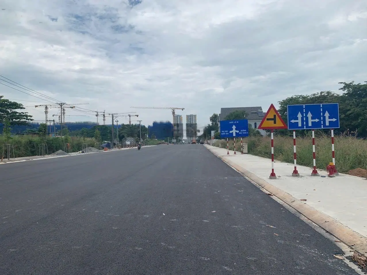 Hàng Siêu Hot Khủng 3233m2,xây trường học,siêu thị Deal Trực tiếp chủ ngay ĐHQG khu Bình Nguyên