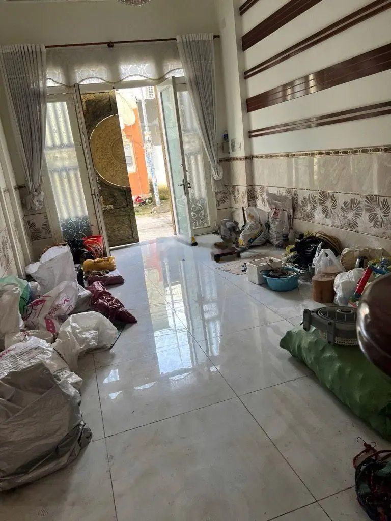 Nhà đẹp thiết kế kiểu Âu, sang trọng đẳng cấp, khu nhà giàu an ninh trí thức cao