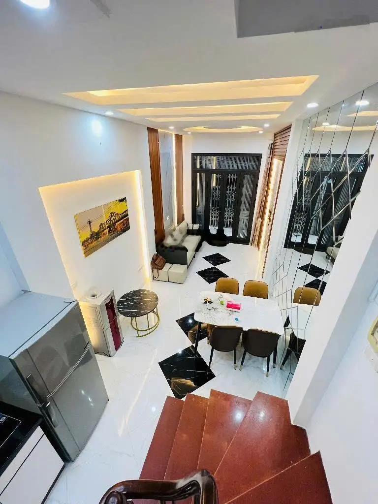 Bán nhà Kim Mã, nhà đẹp, thiết kế tỉ mỉ, sang trọng, tặng full nội thất. 33m2 5 tầng