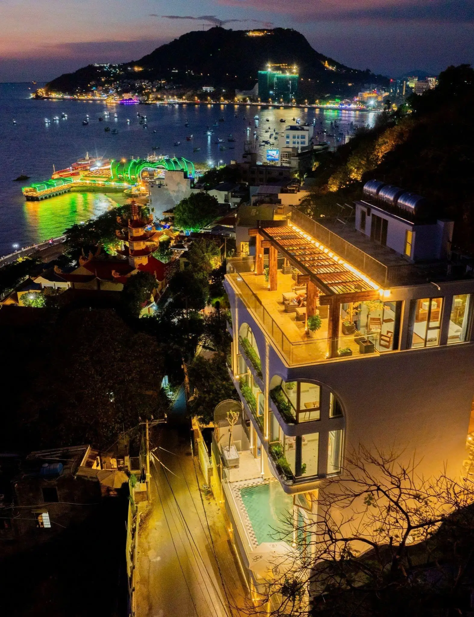Bán Villa view biển bãi trước thành phố biển Vũng Tàu