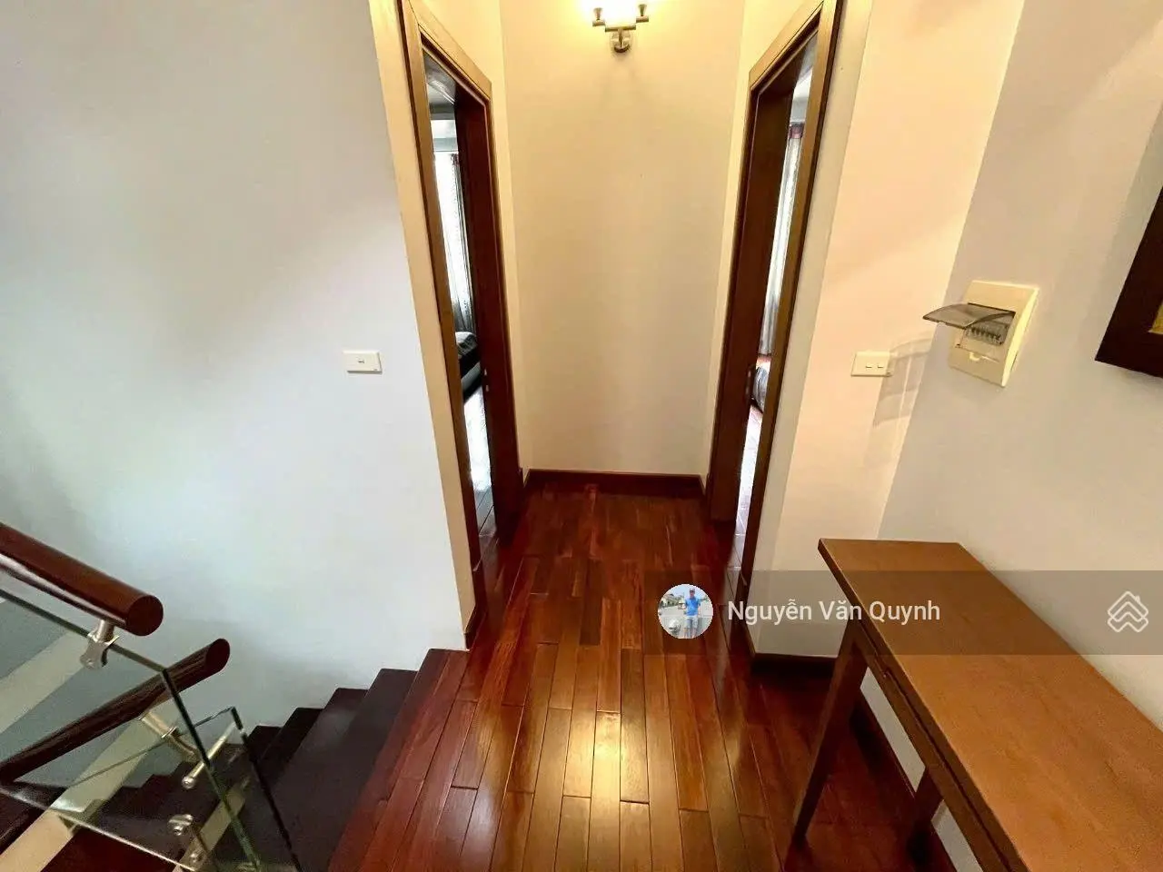 Chính chủ bán biệt thự Cầu Giấy 95m2 xây 4 tầng mt 8m full đồ, thang máy, gara ôtô 32 tỷ, sổ sẵn gd
