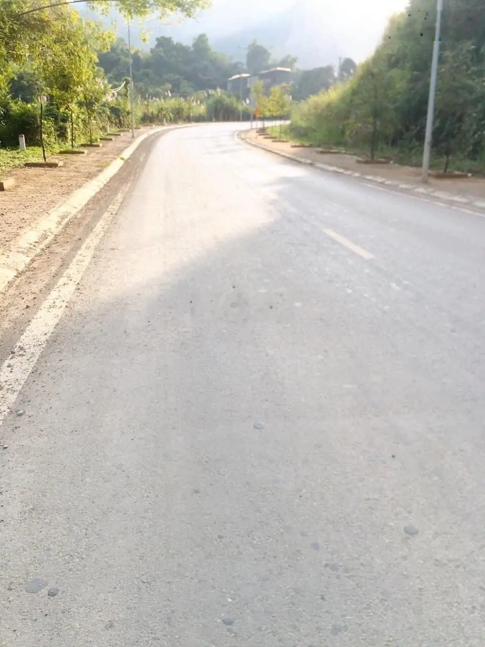 Gia đình cần tiền nên bán gấp mảnh đất tại tổ 10 - phường Thái Bình - TP. Hoà Bình - 800 nghìn/m2