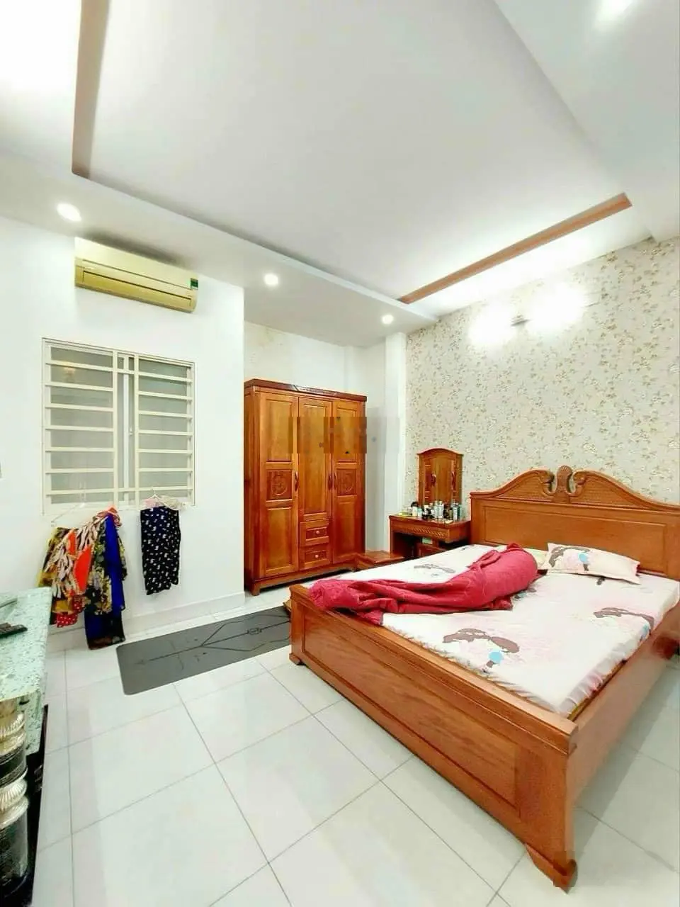 Nhà cho thuê 13tr/tháng đường Út Tịch, gần Vincom Plaza Cộng Hòa 48m2, SHR từ chính chủ, giá 2ty450