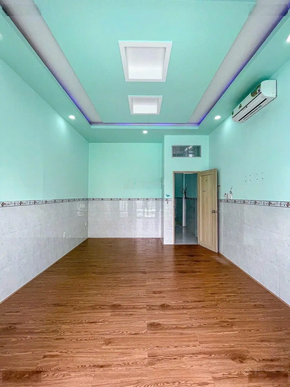 Nhà 2 lầu đường số 25KDC thới nhựt 1, nhà mới tặng 2 máy lạnh, vào ở ngay