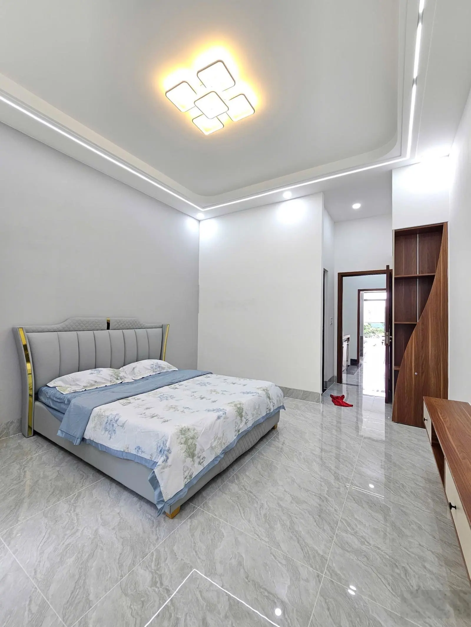 4.3 tỷ/ Bán nhà mới xây full nội thất KDC Phú Hồng Thịnh gần vòng xoay An Phú Thuận An. Mẫu đẹp